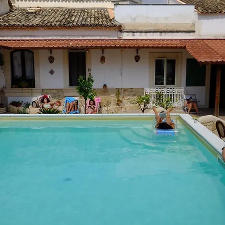 Bed & Breakfast Morfeo Charming & Relax