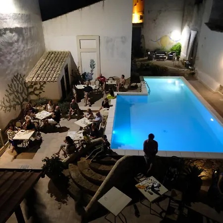 Morfeo Charming Rooms&relax