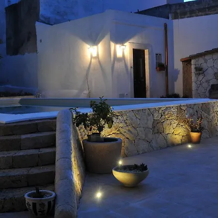 Morfeo Charming Rooms&relax Bed & Breakfast 2*